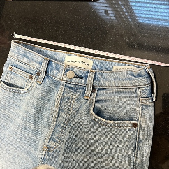 Aritzia Denim Forum The Arlo High Rise Straight 28L | Size 25 Light Wash - Picture 13 of 15